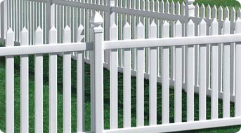 Danbury Vinyl Fence