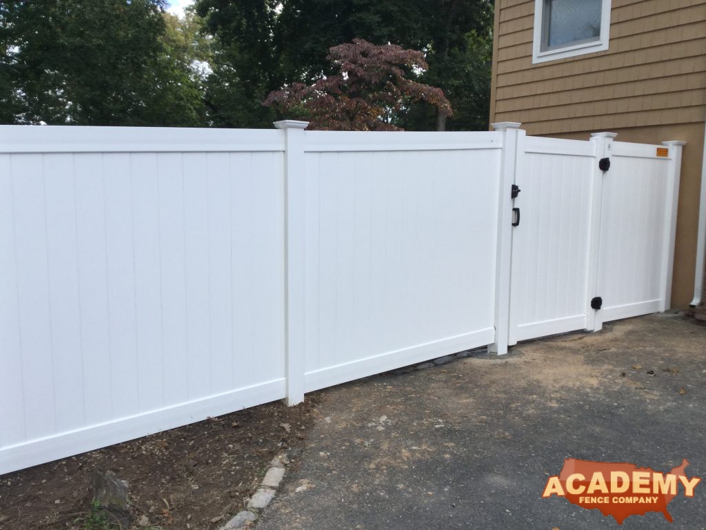 Privacy Plastic PVC Vinyl Fence 6' Fence Installation Academy Fence Company Livingston New Jersey Essex County