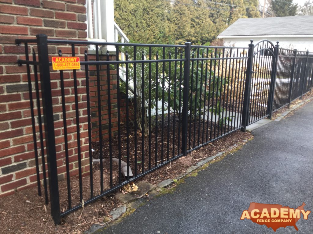 Aluminum Picket Fence