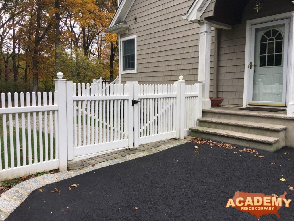 PVC Vinyl Spindle Fence Installation Academy Fence Company Mendham Morris County New Jersey Residential