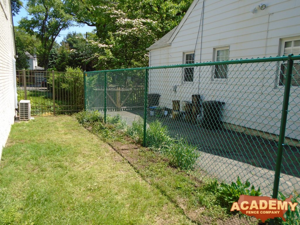 This is a residential all green color chain link fence that we installed in Tenafly, Bergen County, NJ in May of 2019.