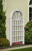 Vinyl Hanover Trellis